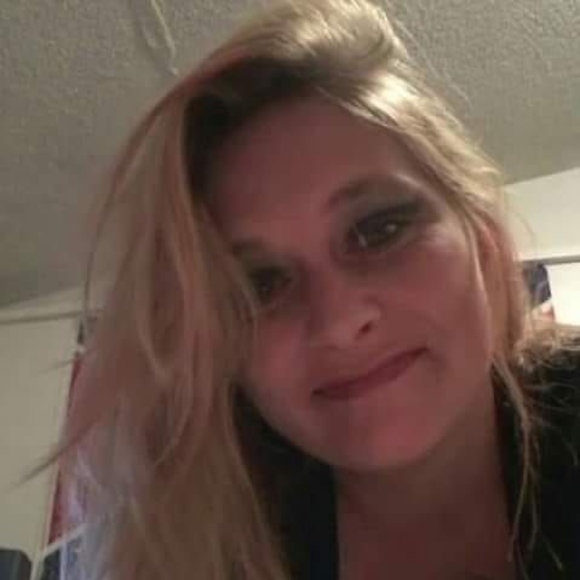 Meet your Posher, Laura yvonne - Picture 1 of 1